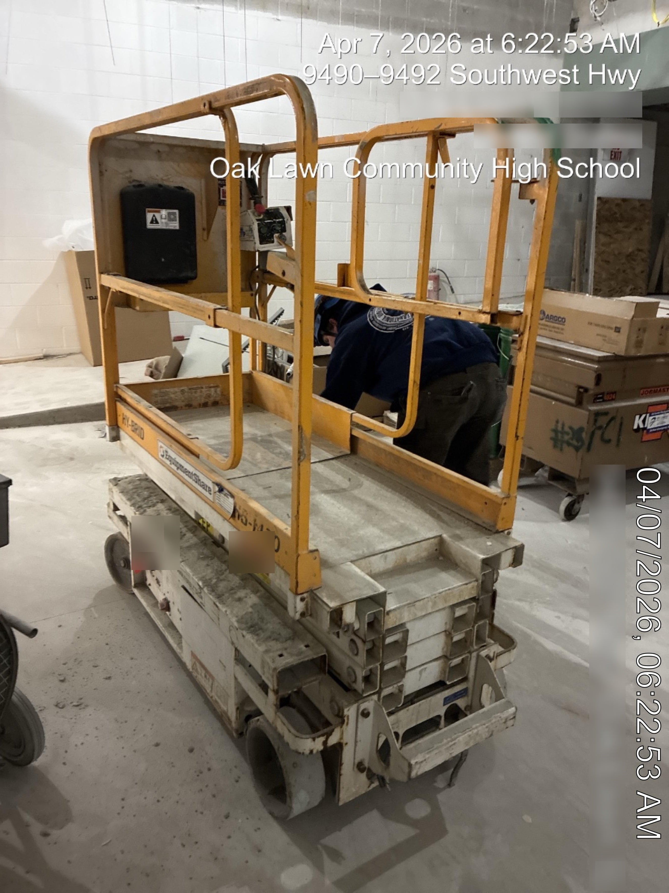 Custom Equipment HB-1430 <ul>
 <li>Hy-Brid Scissor Lift</li>
  <li>Platform capacity up to 670 lbs.</li>
  <li>Working height up to 20 ft</li>
  <li>Weighs under 1,700 lbs.</li>
  <li>Non-marking wheels </li>
</ul>