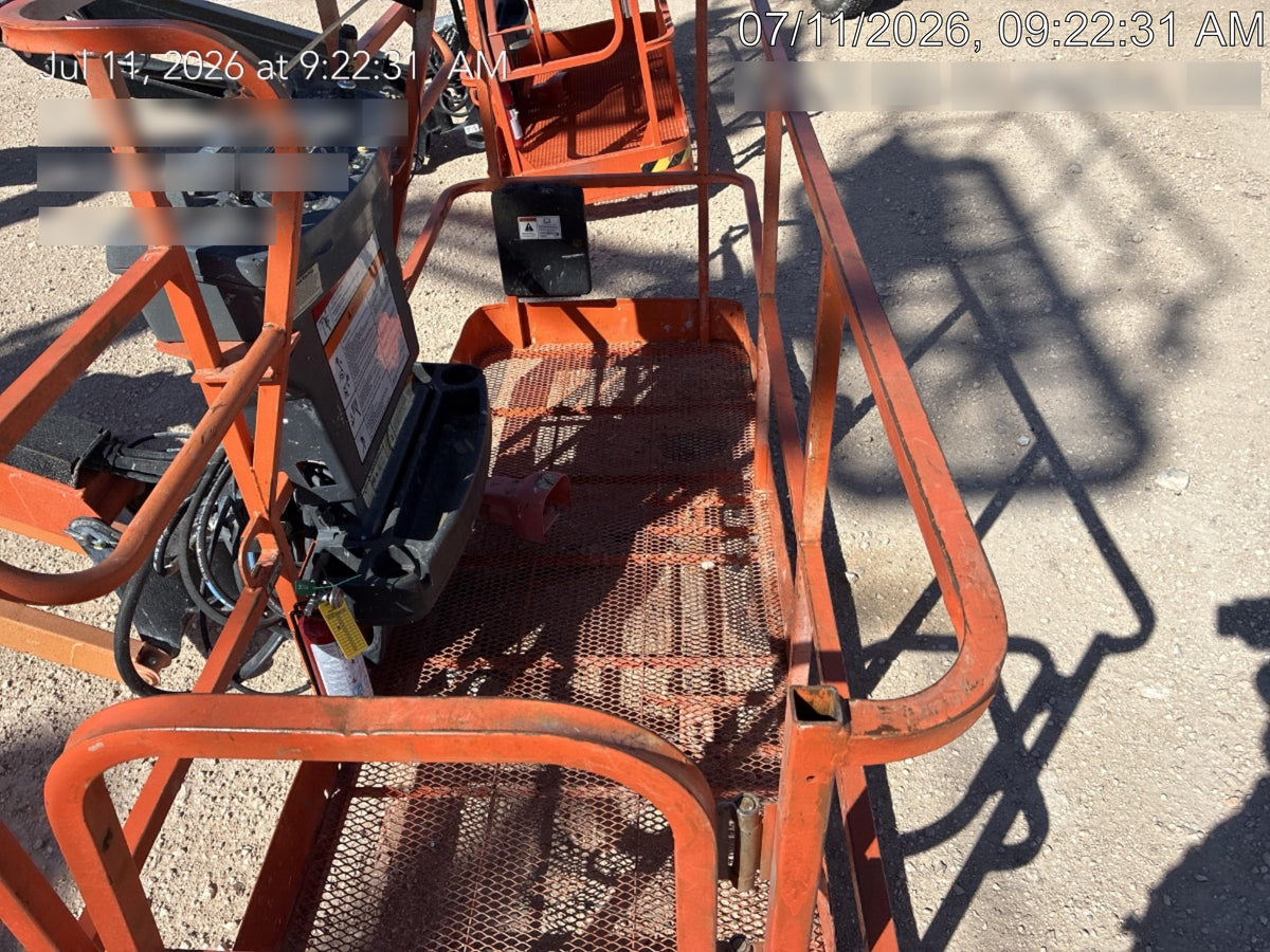 2022 JLG 660SJ
