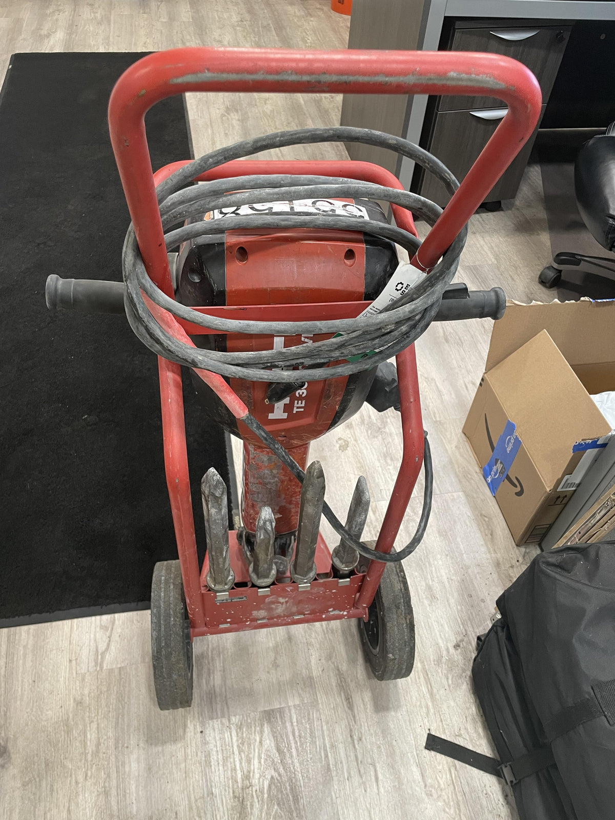 2019 HILTI TE 3000-AVR