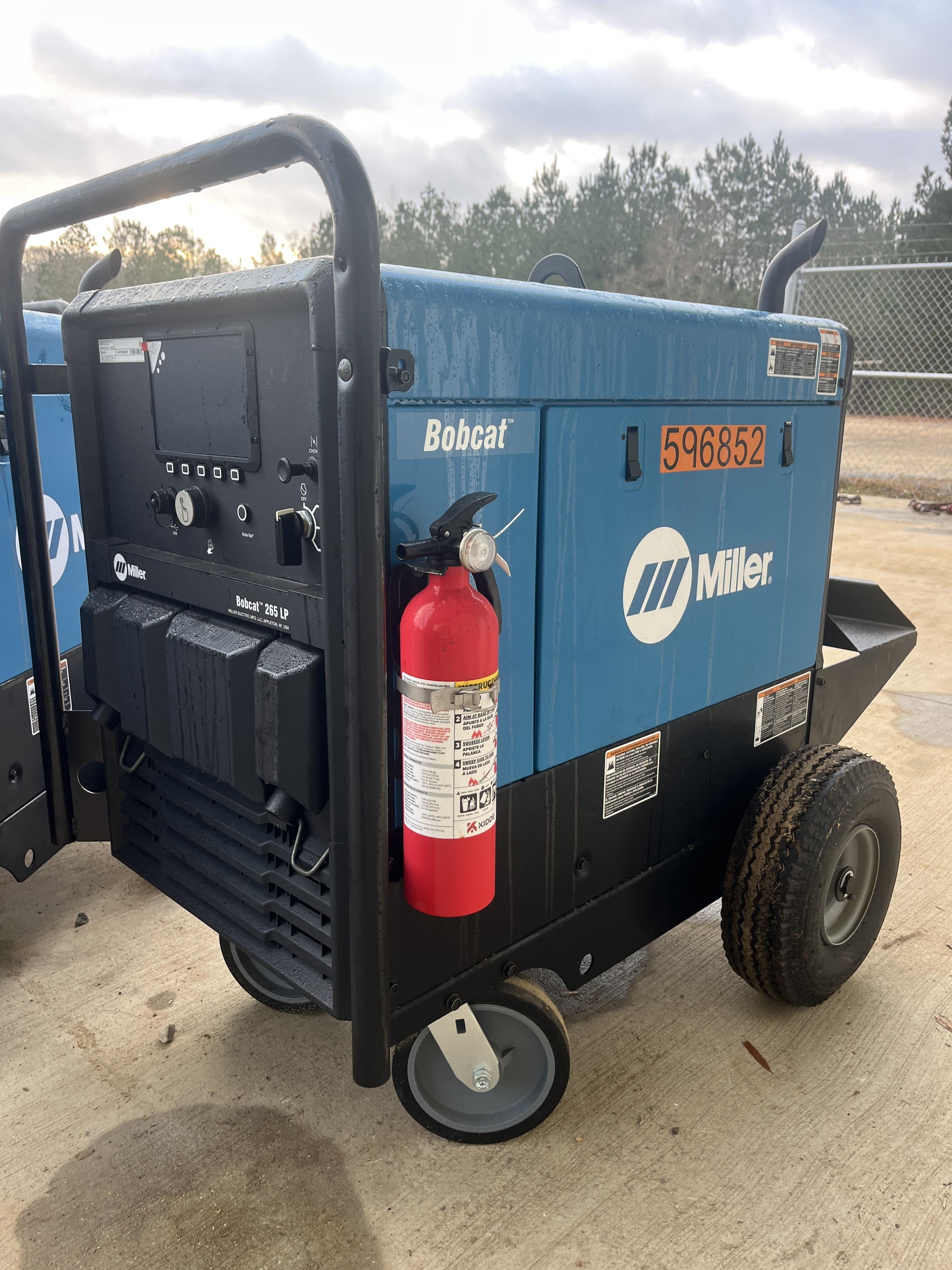 2025 MILLER ELECTRIC Bobcat 265 LP
