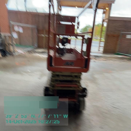 2022 JLG ES1932