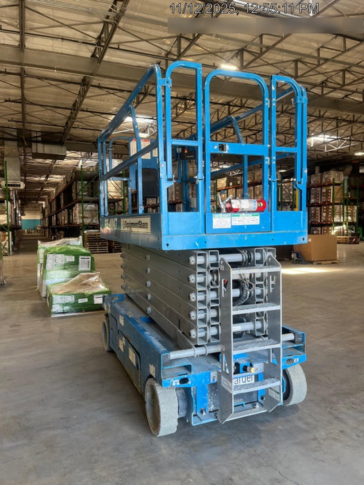 2019 Genie GS-4047 Folding rails with half height swing gate