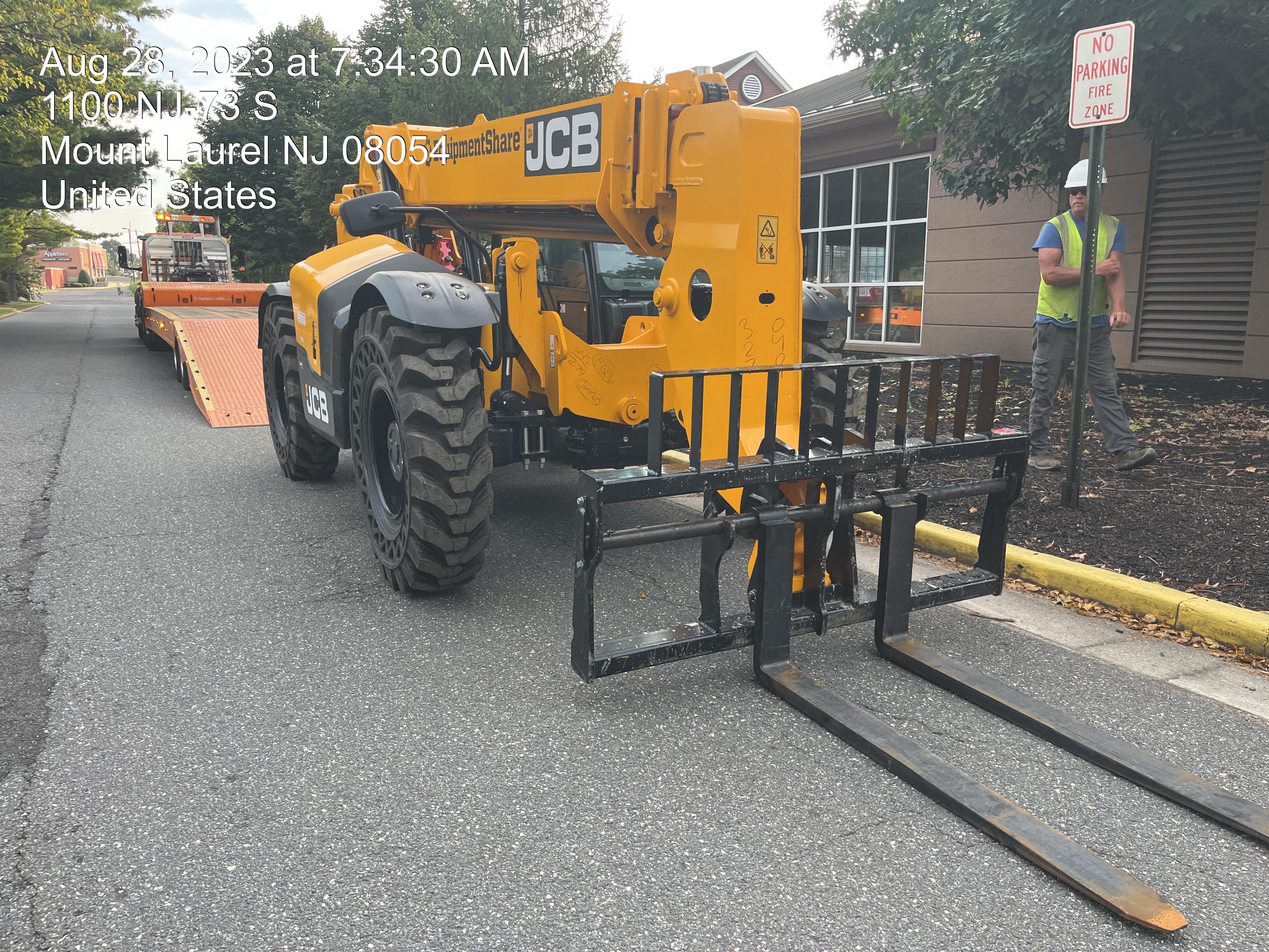 2023 JCB 509-42