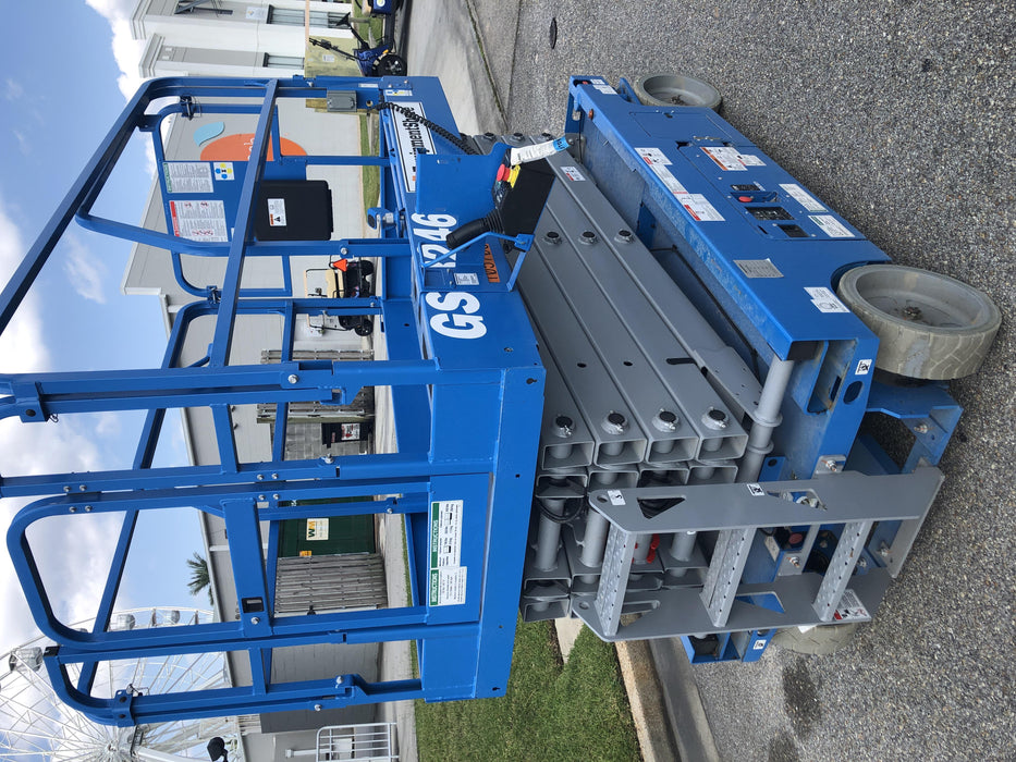 2020 Genie GS-3246 Standard, Folding full height swing gate