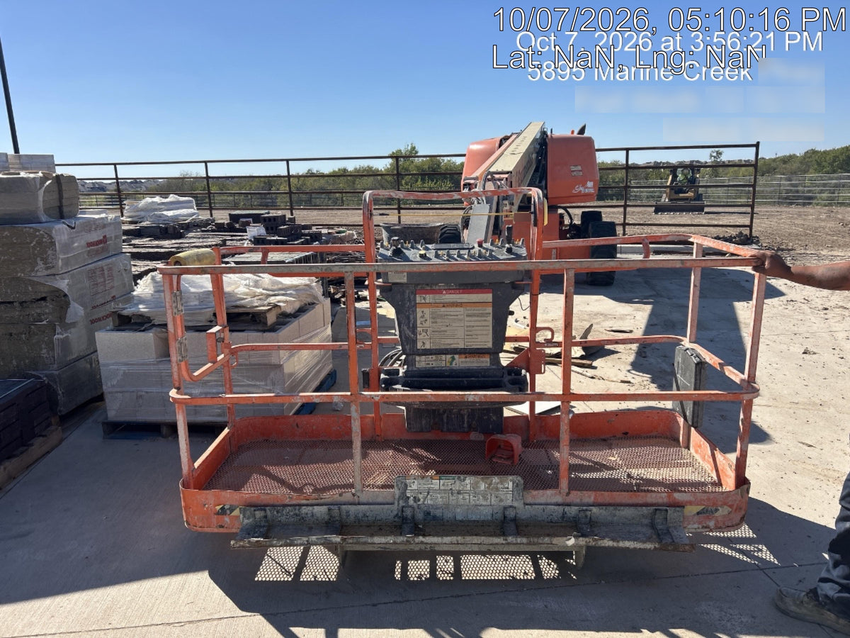 2022 JLG 660SJ