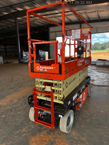 2022 JLG ES2632
