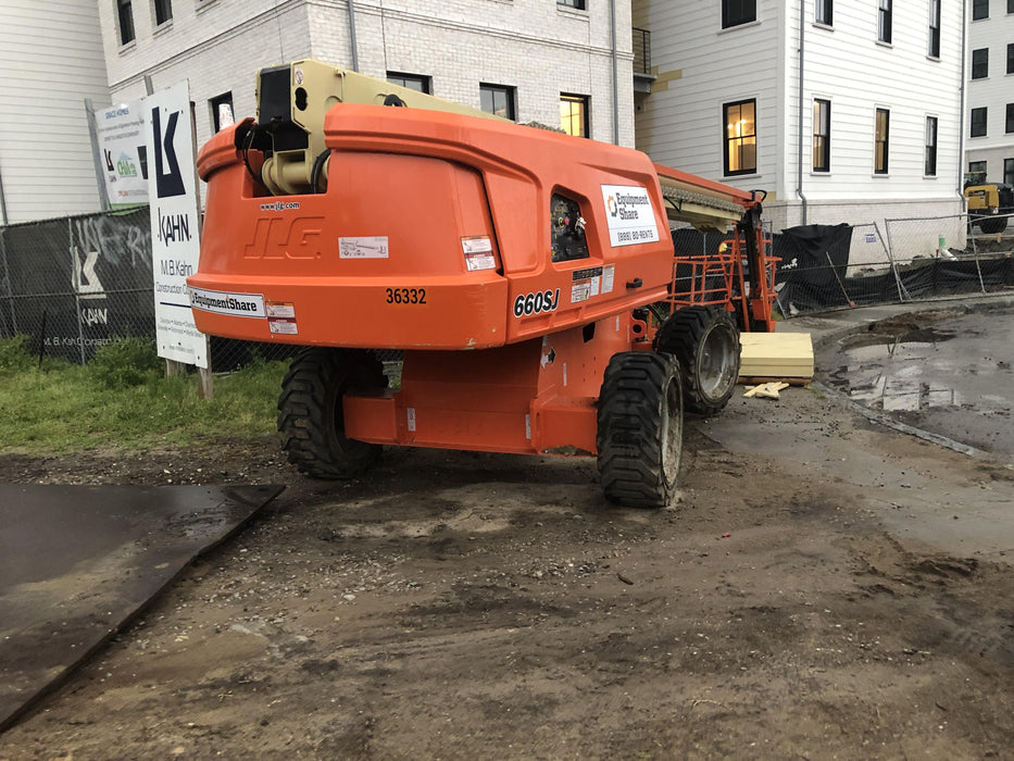 2019 JLG 660SJ