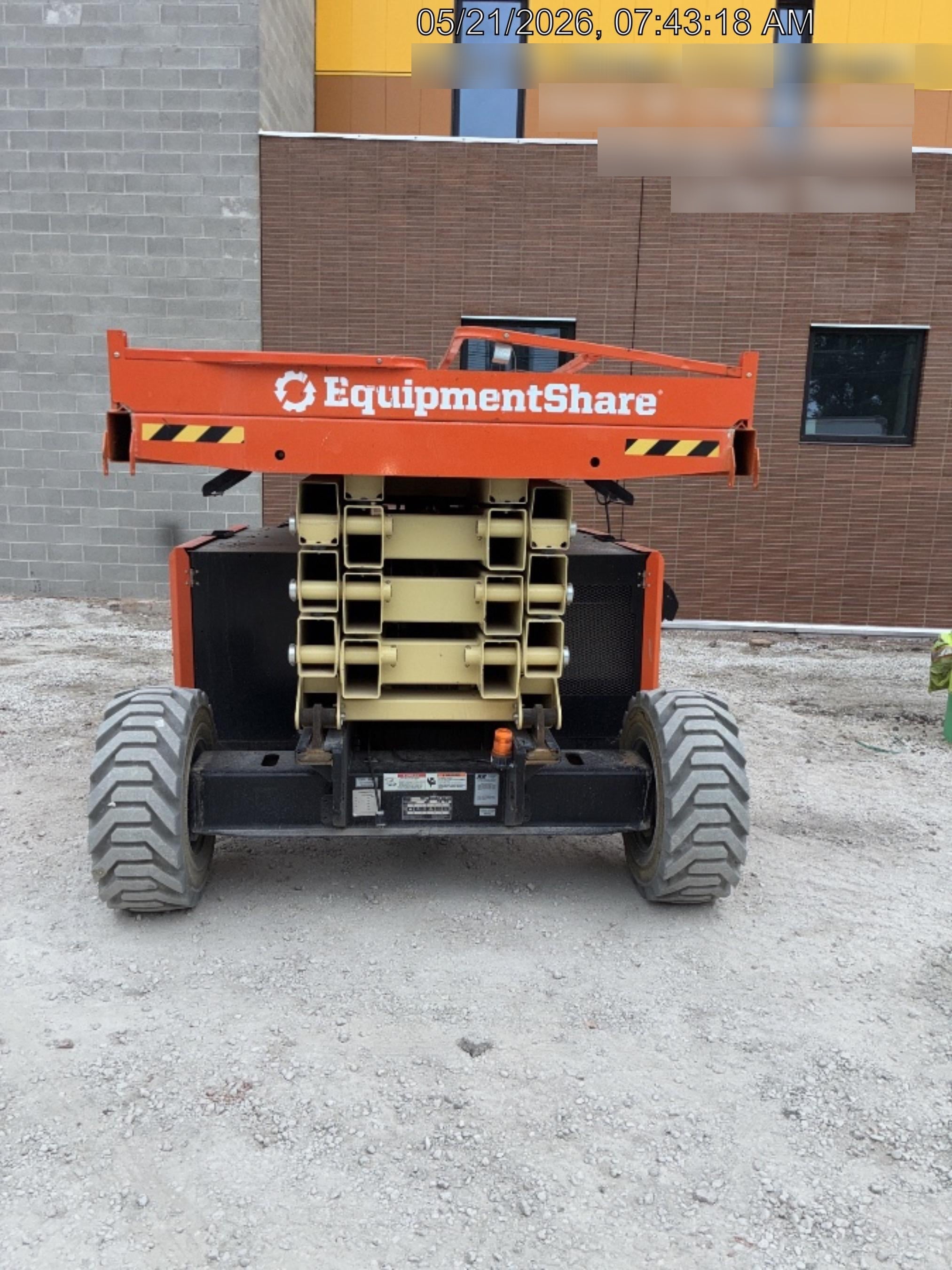 2023 JLG RT4394
