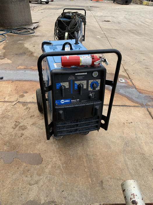 2019 Miller Electric BOBCAT 250 LP/Propane, Running Gear, Tank Bracket, Hose