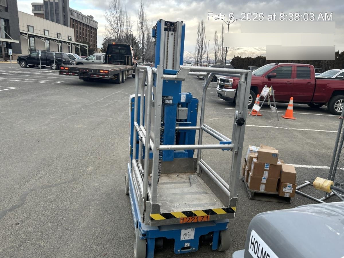 2020 GENIE GR-20