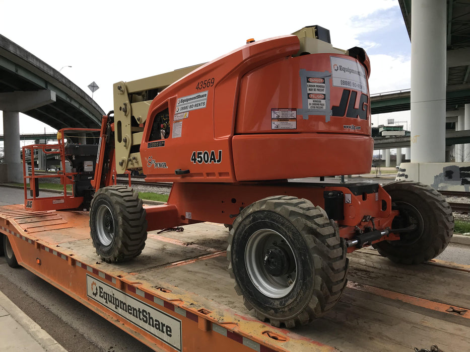2019 JLG 450AJ
