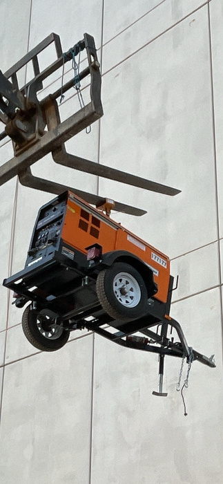 2021 Lincoln Electric Vantage 322 Vantage 322 Ready Pak 3 w/ Decals, ORANGE (includes trailer, cable rack, fender light kit) NO Telematics