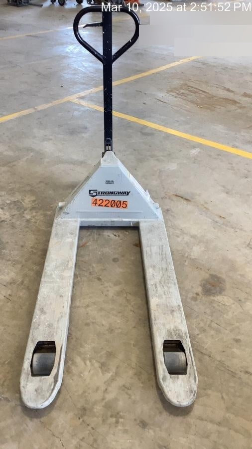 2022 STRONGWAY 4400 lb Pallet Jack