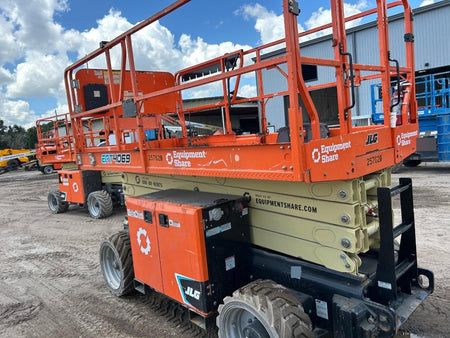 2022 JLG ERT4069