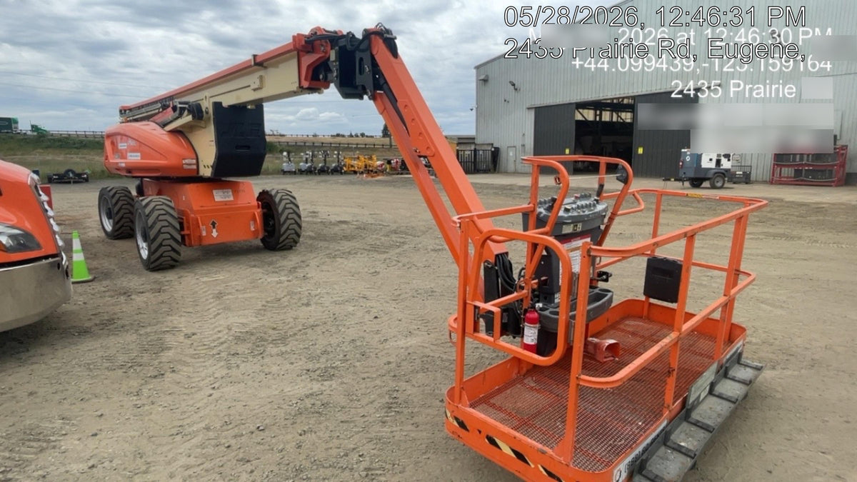 2020 JLG 1250AJP