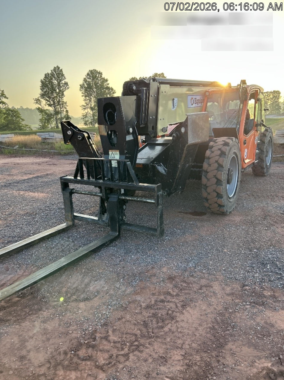 2020 JLG 1255