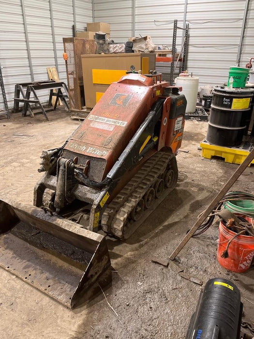 2020 DITCH WITCH SK800A