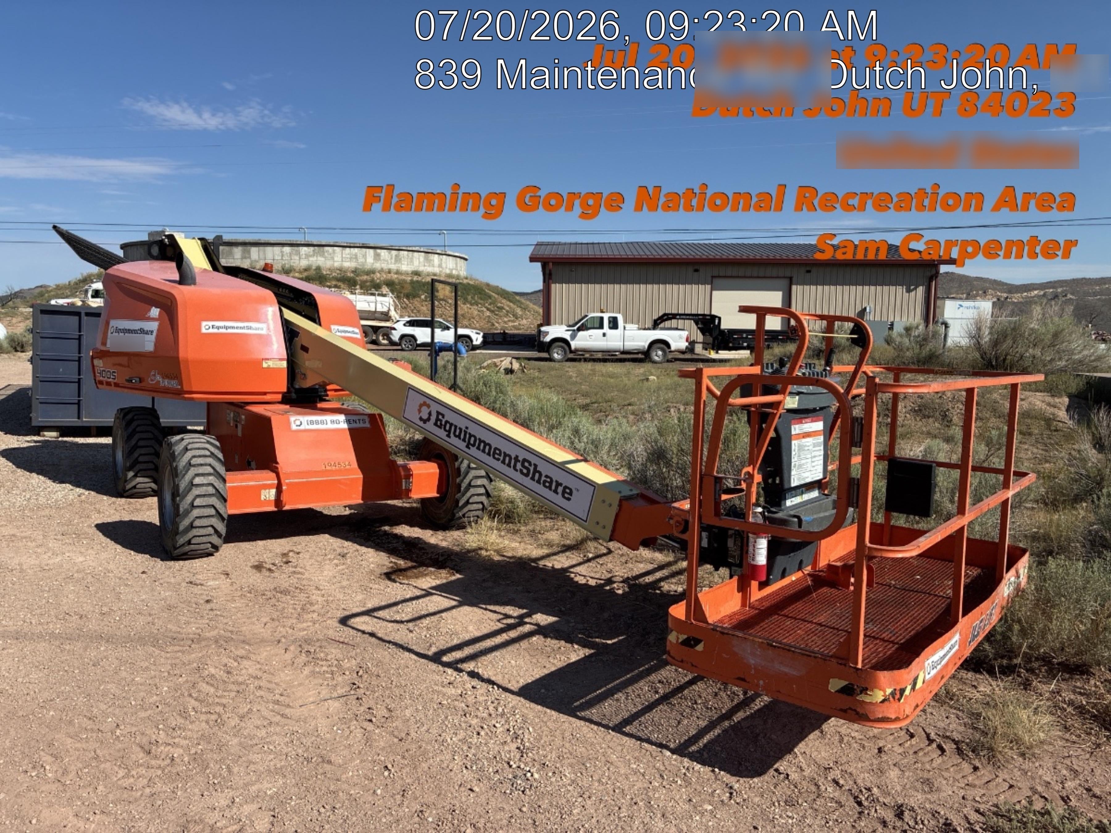 2021 JLG 400S