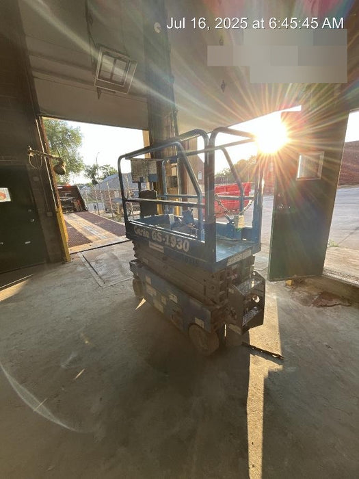 2018 Genie GS-1930 Genie GS-1930 w/Fixed Rail, Chain Entry