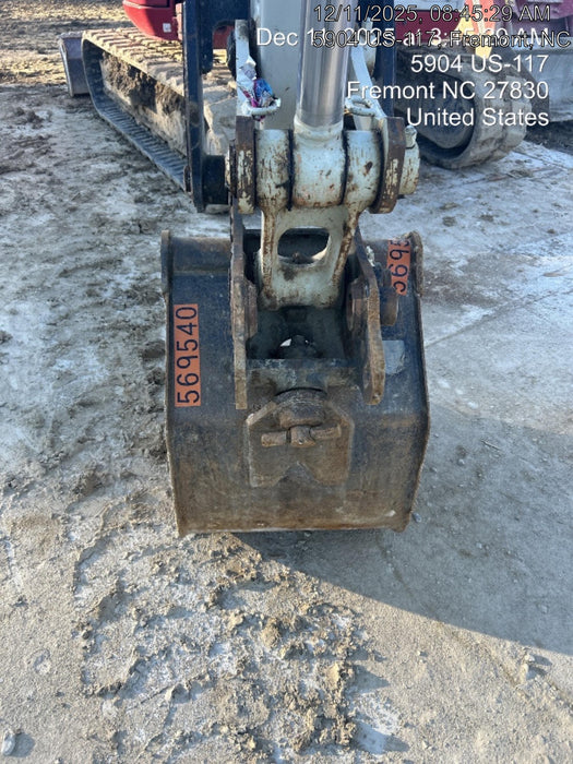 2025 TAKEUCHI 24" Bucket Takeuchi