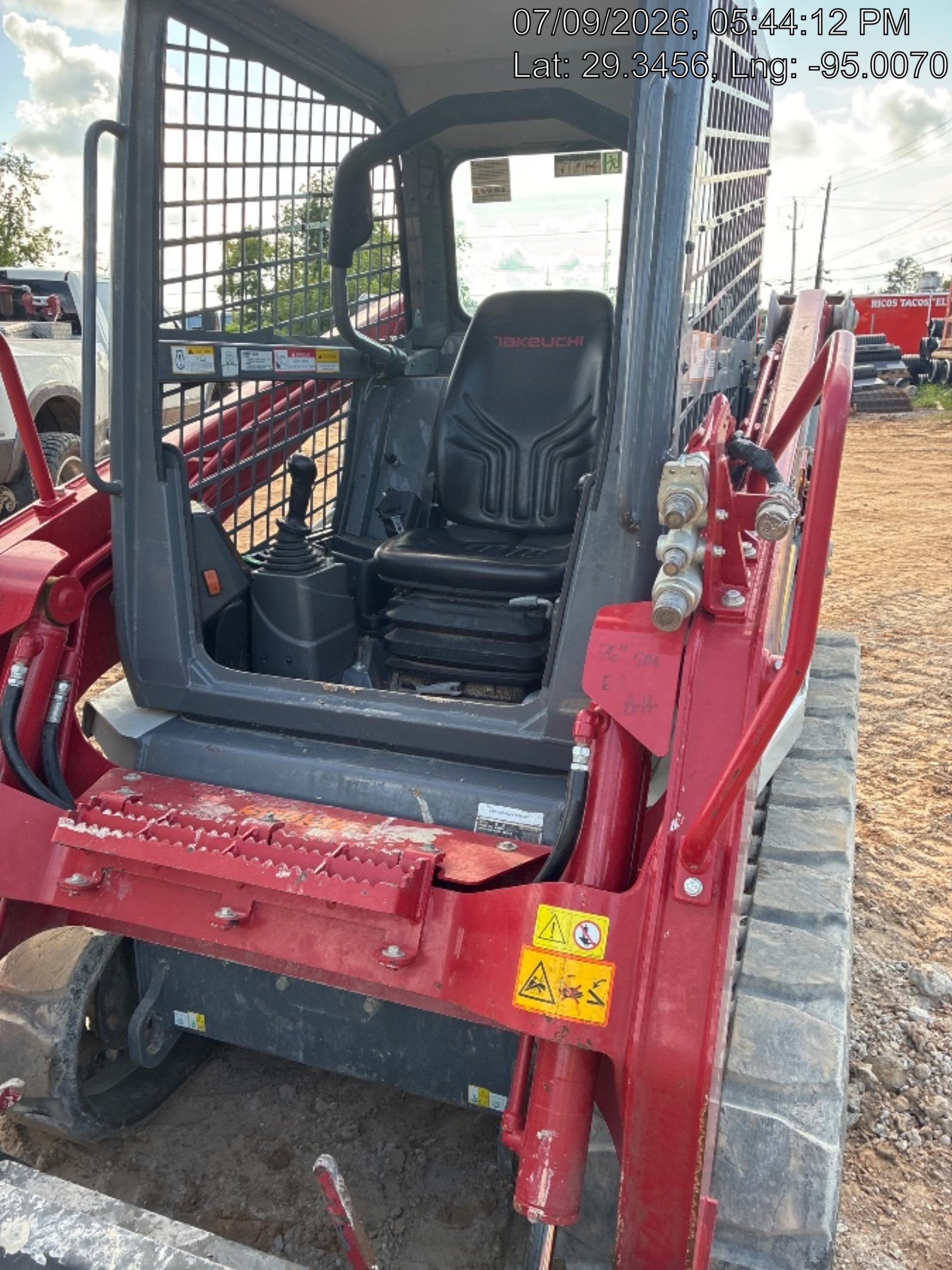 2025 TAKEUCHI TL8R2-R
