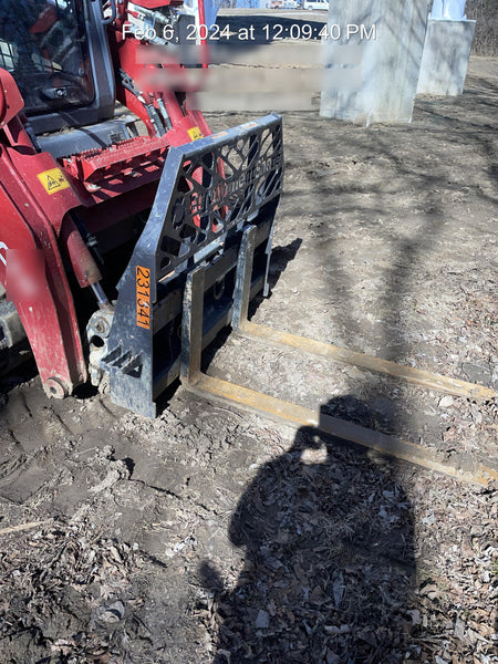2022 PALADIN 48" Pallet Forks - Paladin