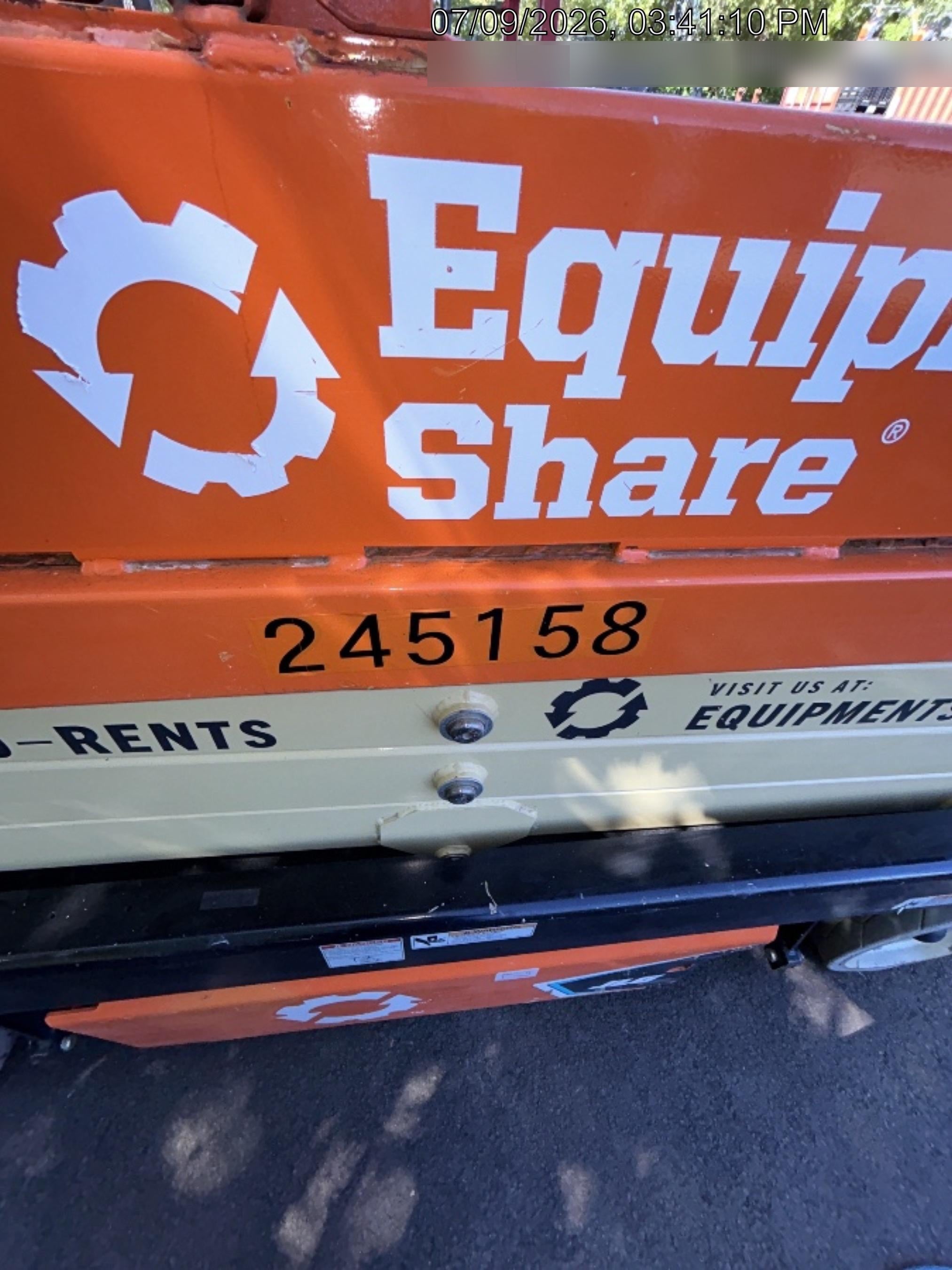 2022 JLG ES2632