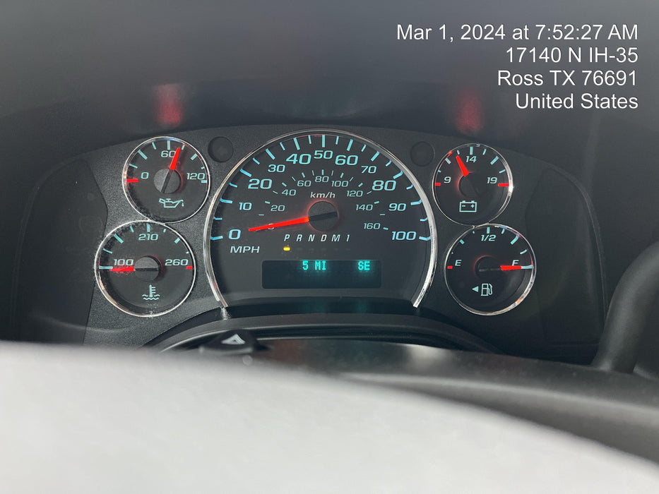 2023 CHEVROLET Express Van - Rental