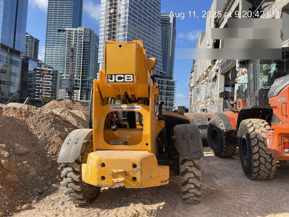 2020 JCB 512-56