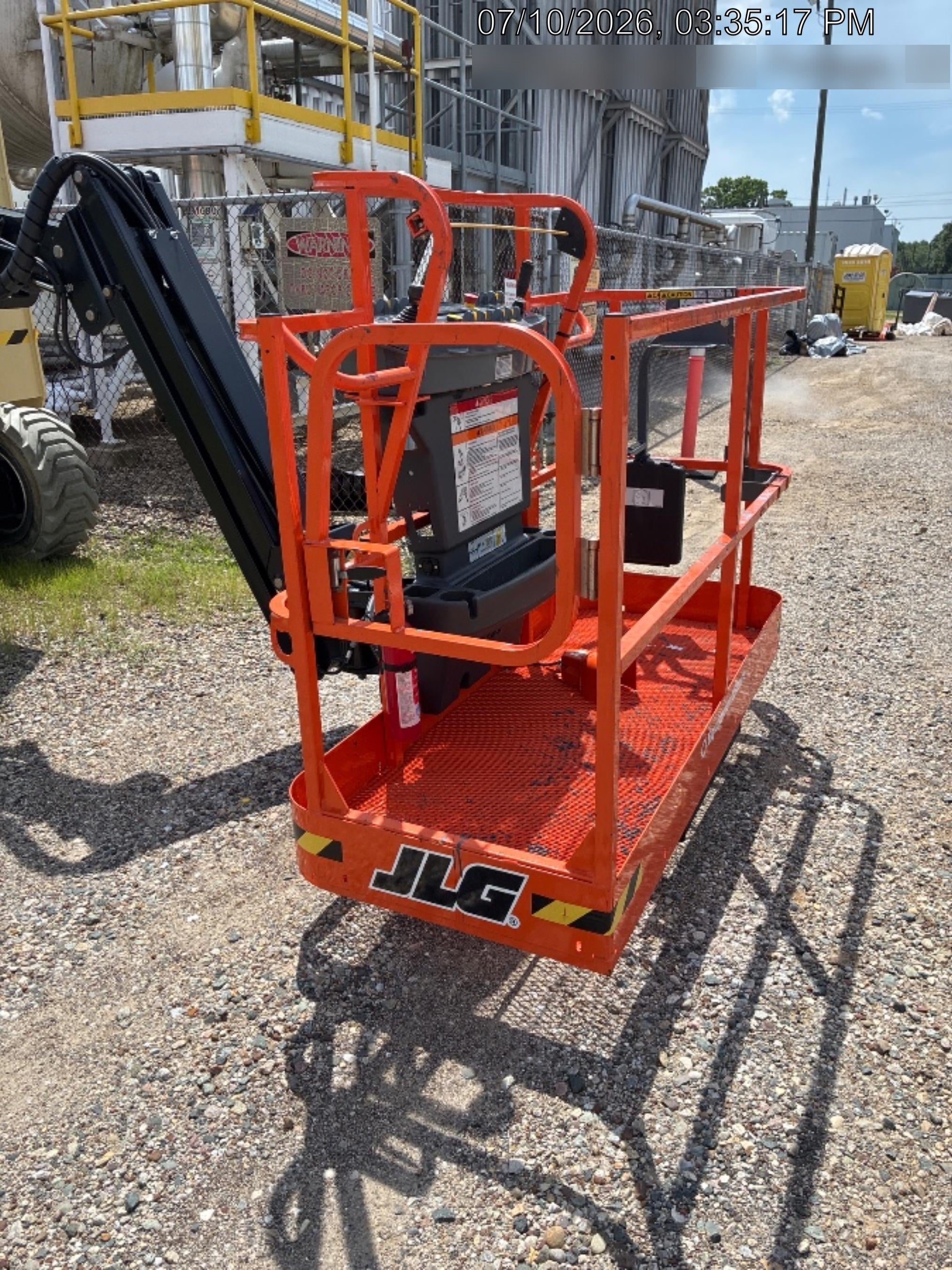 2025 JLG 450AJ
