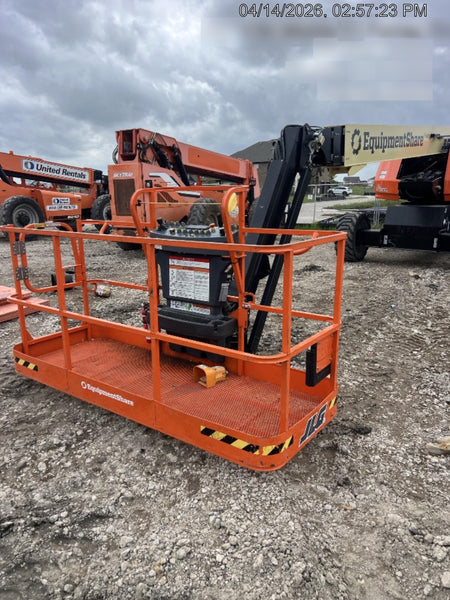 2025 JLG 660SJ