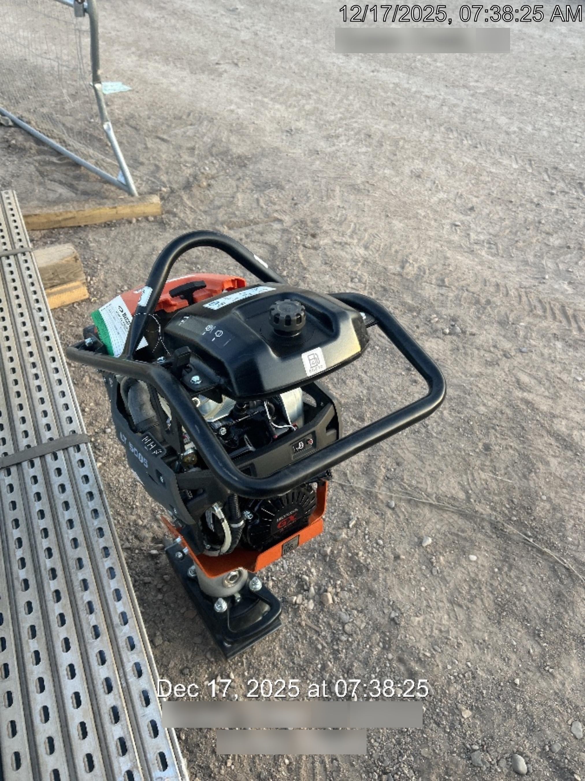 2025 HUSQVARNA LT5005