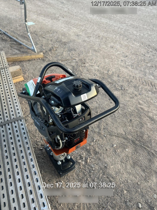 2025 HUSQVARNA LT5005