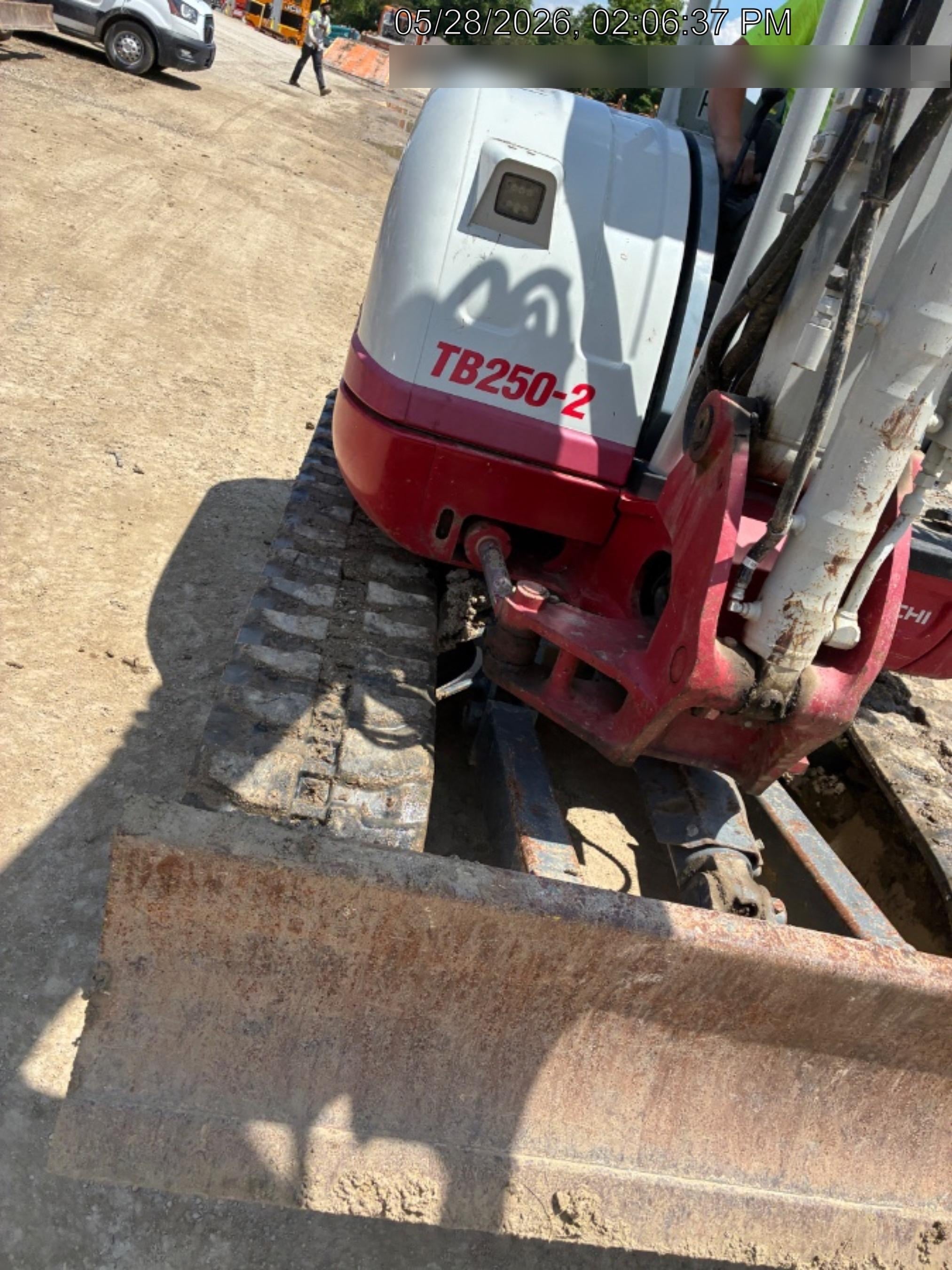 2021 TAKEUCHI TB250-2