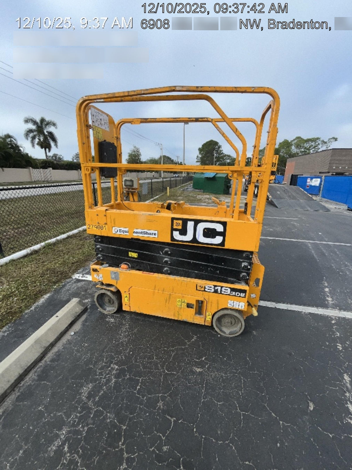 2023 JCB S1930E