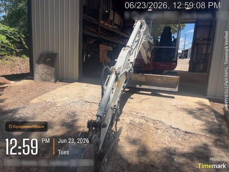 2023 TAKEUCHI TB250-2R