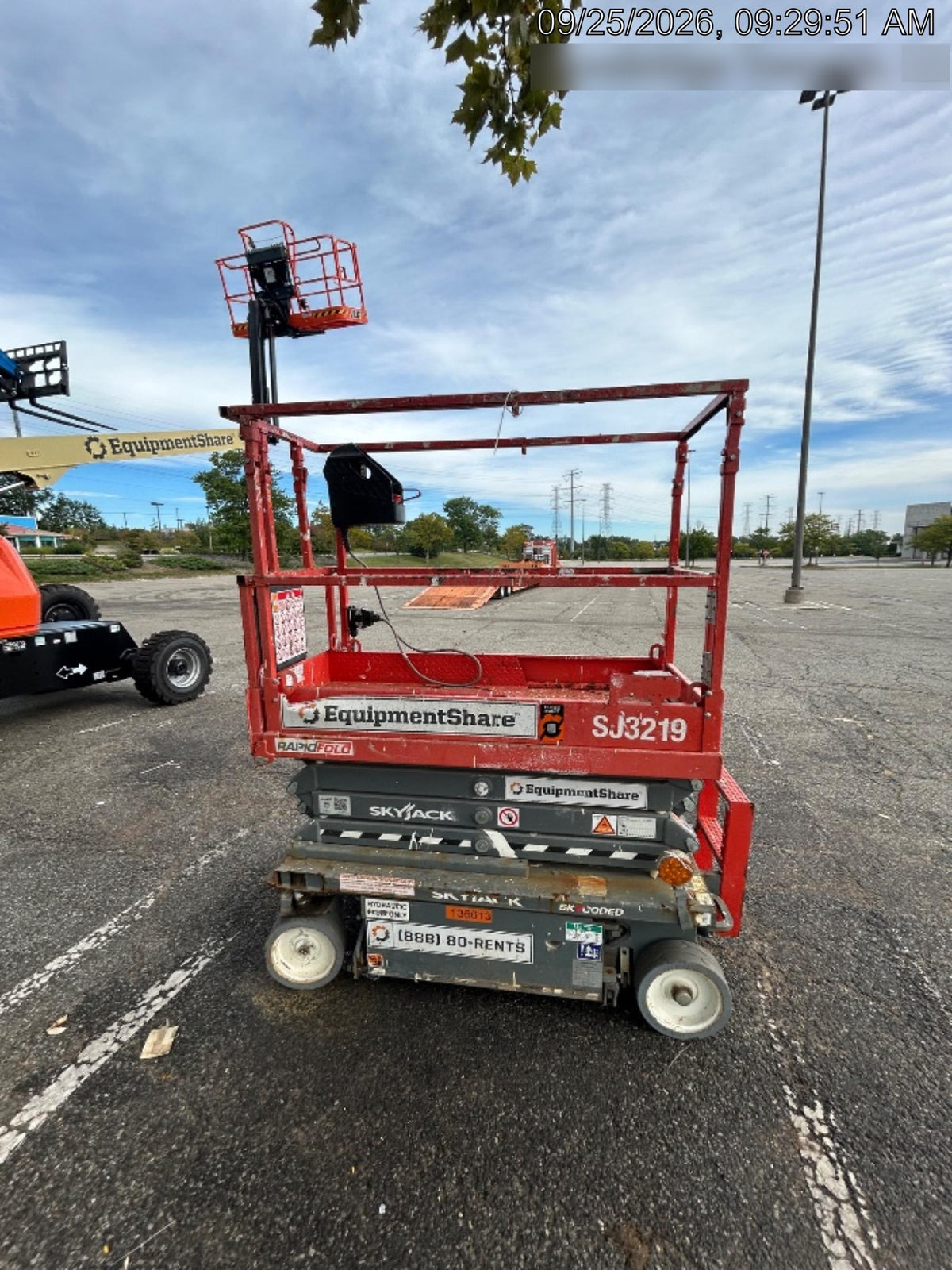 2021 SKYJACK SJ3219