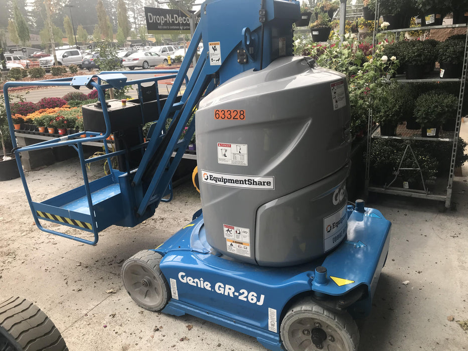 2020 GENIE GR-26J