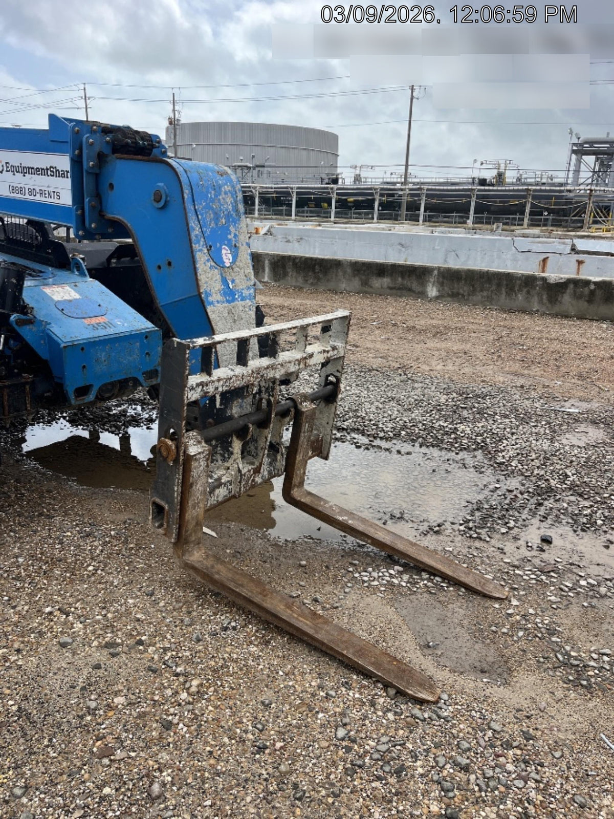 2017 Genie GTH-844 Diesel Engine, Solid Tires, 60" Carriage, Open ROPS