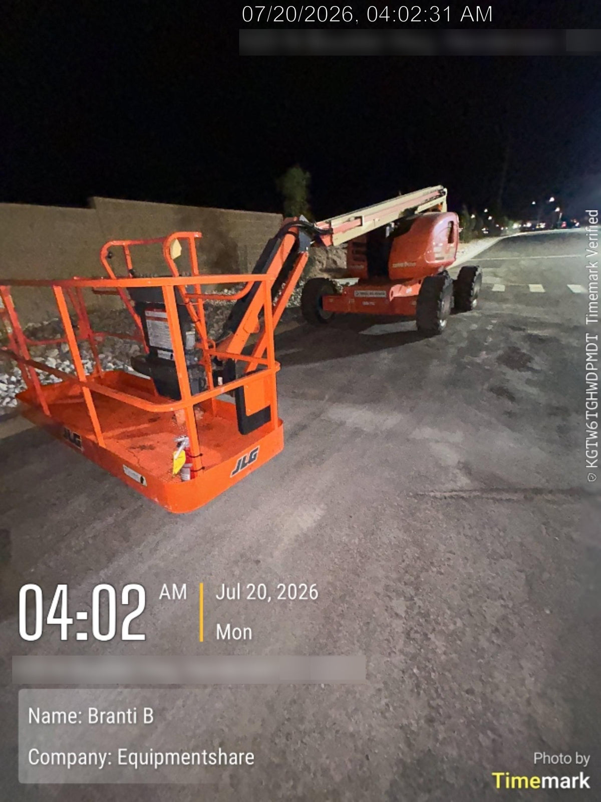 2021 JLG 600AJ