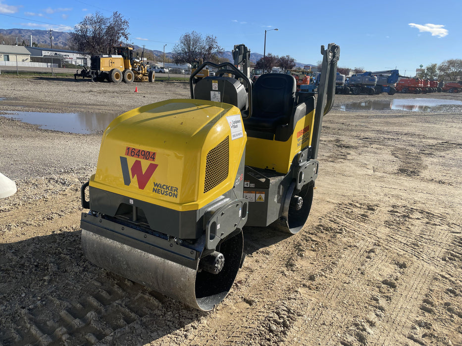 2021 WACKER NEUSON RD12A