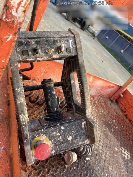 2016 JLG 3246ES