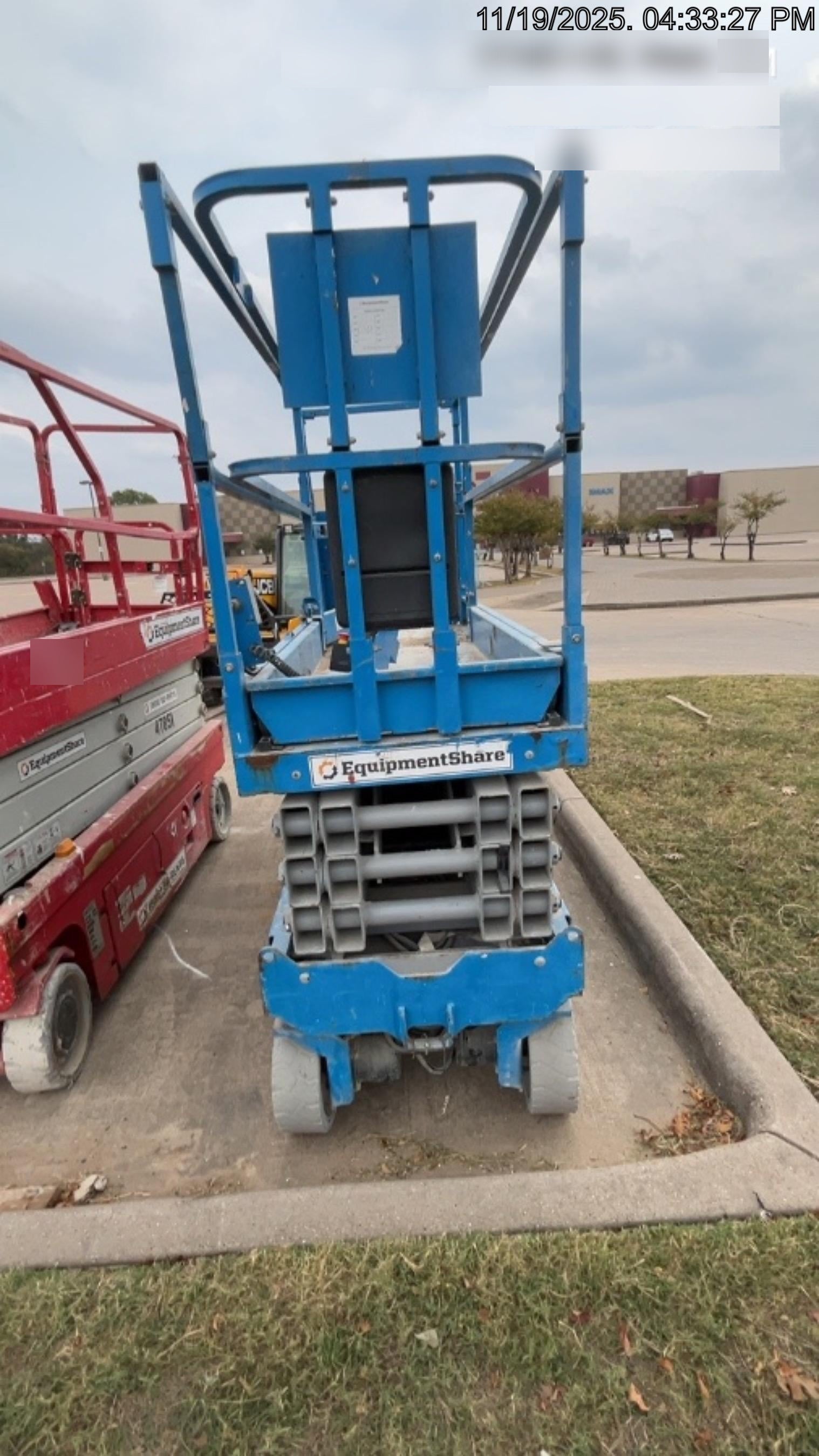 2017 GENIE GS-2632