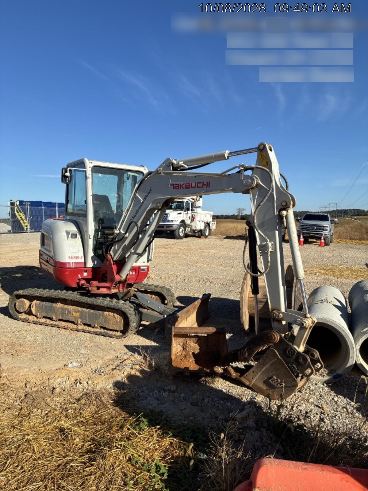 2025 TAKEUCHI TB235-2CR