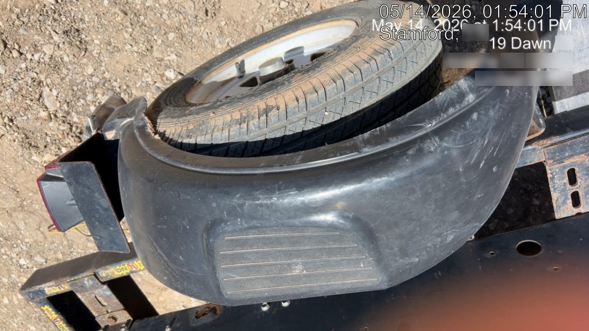 2019 Lincoln Electric Vantage 322 Ready-Pak 3, Two Wheel Trailer, Fender and Light Kit, Cable Rack
