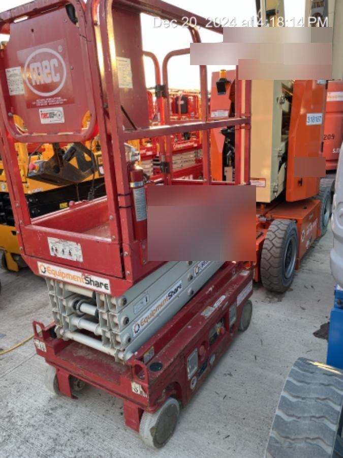 2019 MEC 1330SE MEC 1330SE w/ES Track Hardware, Full Extended 2 Year Warranty