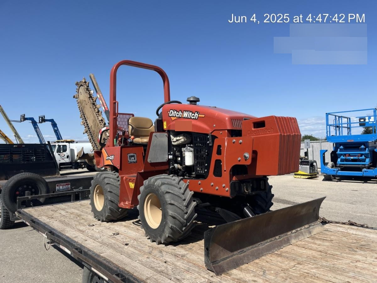 2020 DITCH WITCH RT45A