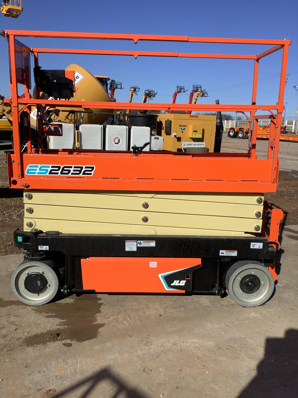 2022 JLG ES2632