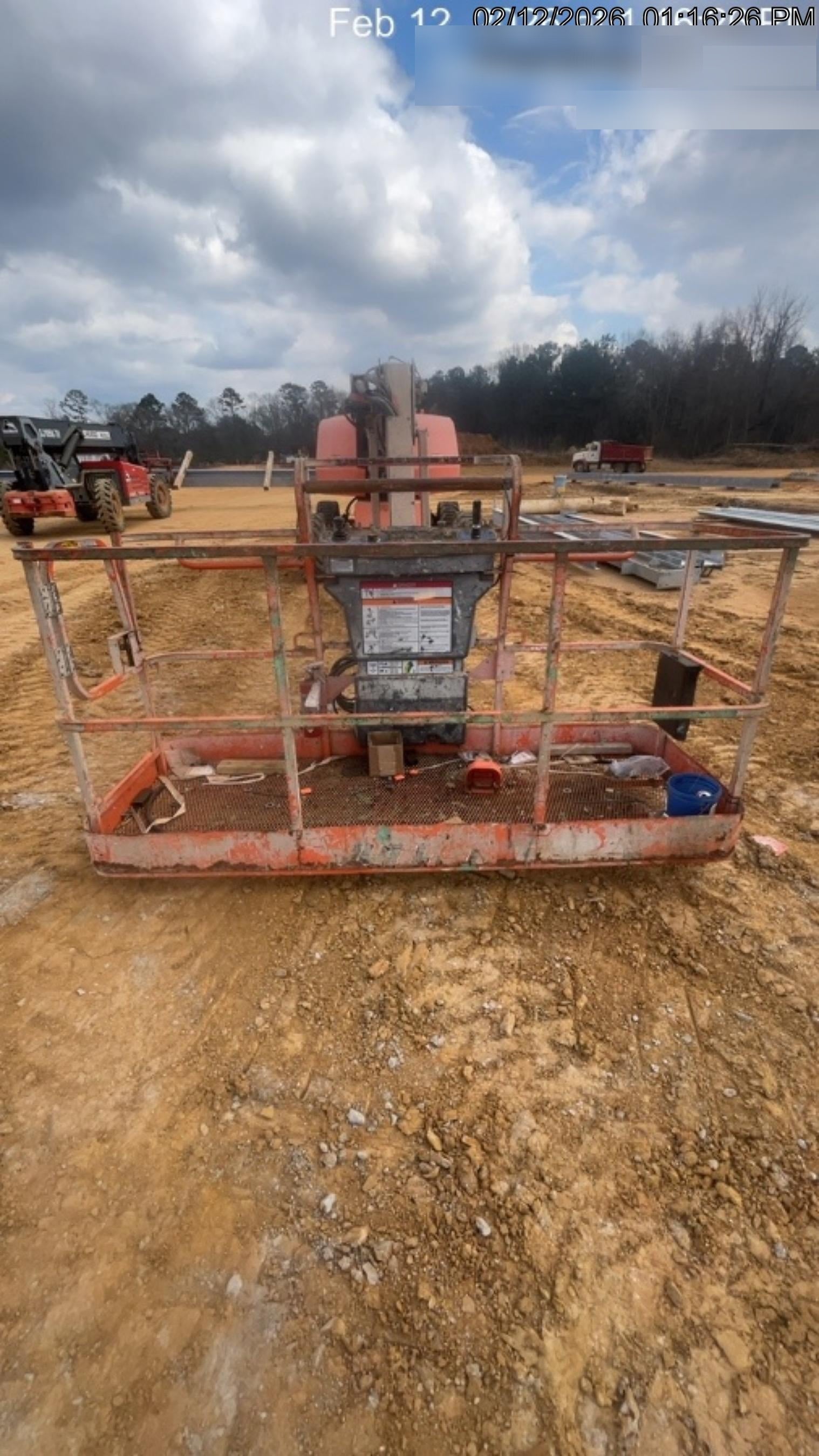 2019 JLG 660SJ