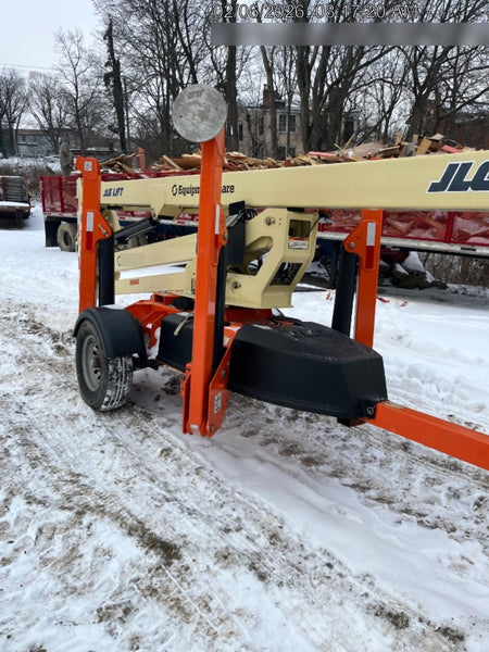 2023 JLG T500J